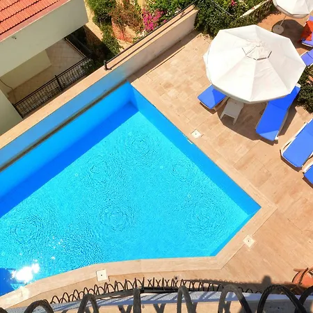 Villa Nesli 1 *