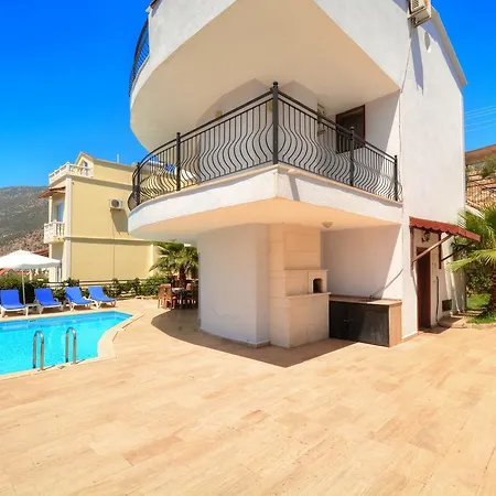 Villa Nesli 1 *